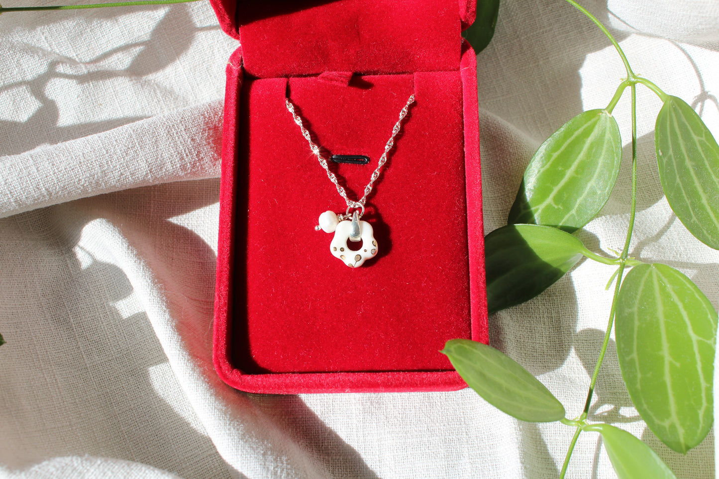 Porcelain White Flower Silver Necklace