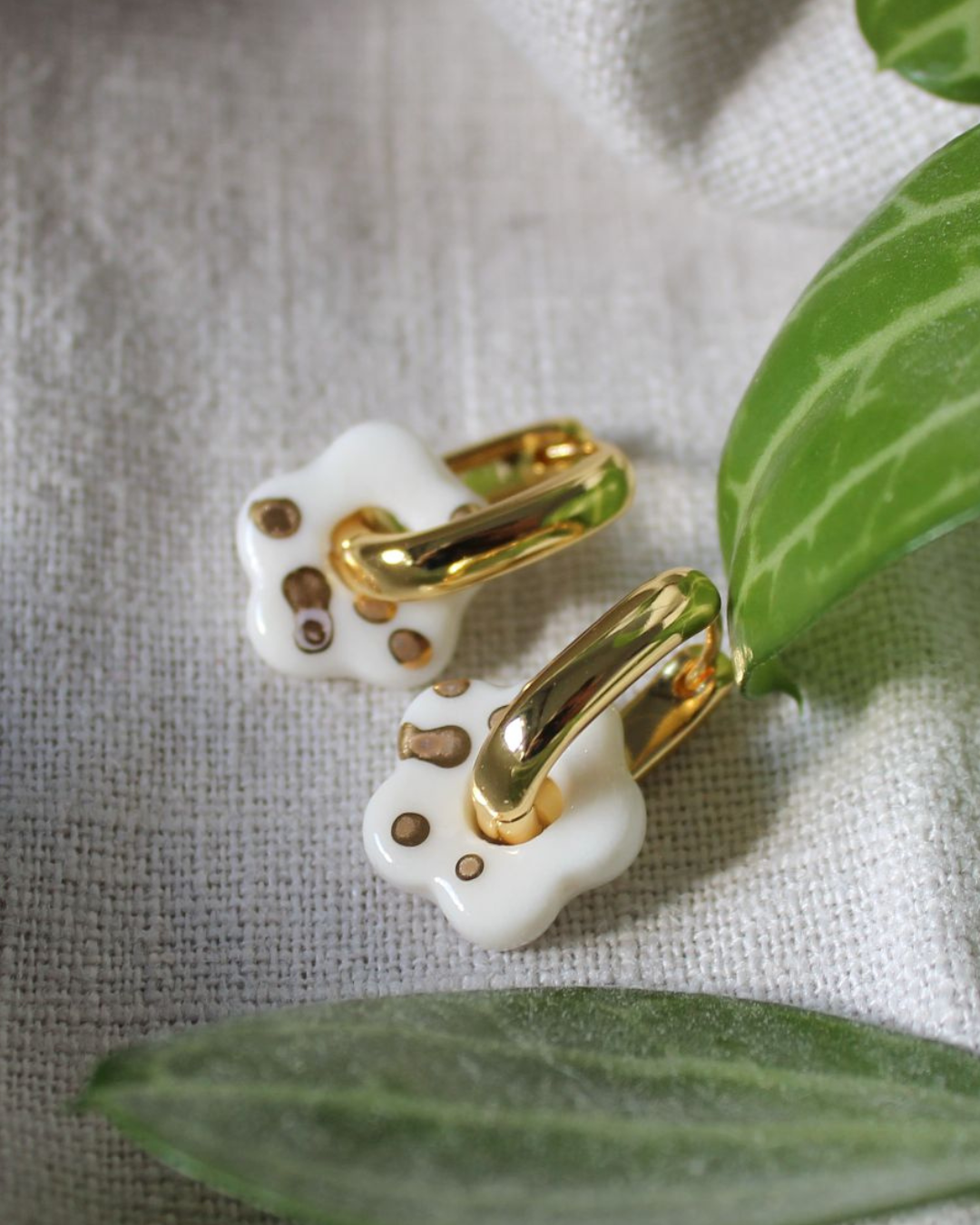 Porcelain Flower Earrings - White